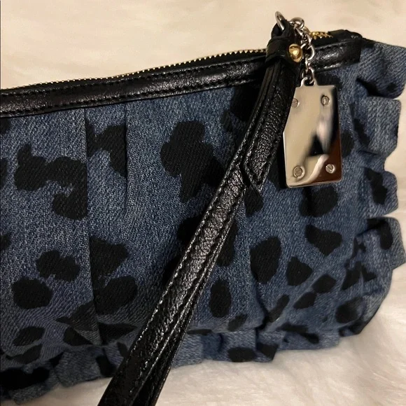 Dolce Gabbana Wristlet Clutch in Denim Blue Leopard Print - Picture 5 of 9